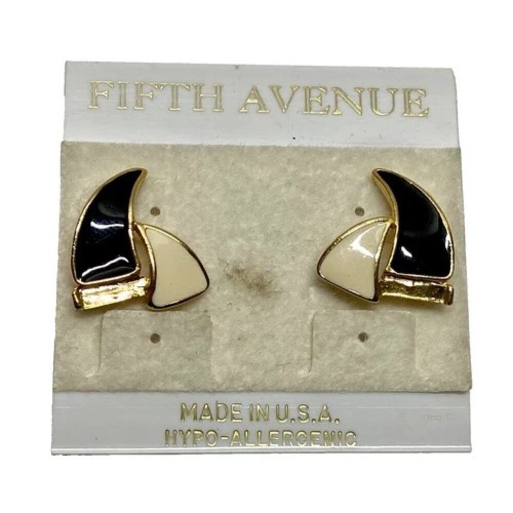 Fifth‎ Avenue Earrings Triangular Black White Enamel Gold Tone Stud Earring NOS